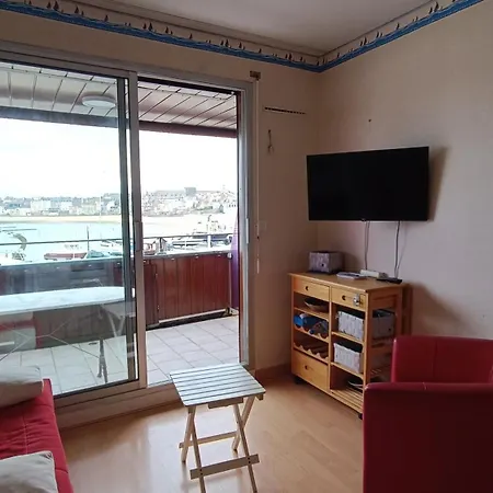 Au Bord De * سان مالو